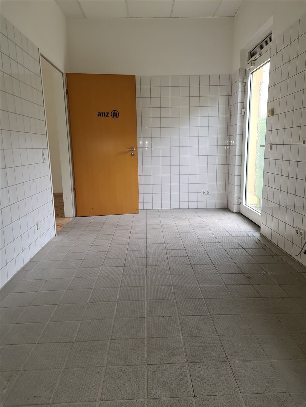 Nebenraum, Teeküche, Büro